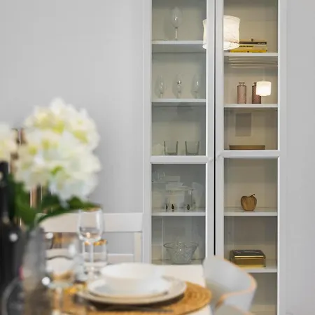 Old Town Vintage Pressburg